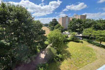 Wohnung zum Kaufen in Norderstedt 300.000,00 € 93.63 m²