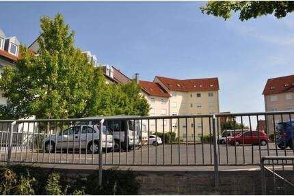 2-Zimmer-Dachgeschosswohnung, W.-v.-d.-Vogelweide-Str. 83 - Schweinfurt Eselshöhe