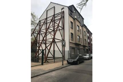 Eigentumswohnung 98qm, 3. OG, Teilsaniert - Duisburg Hamborn