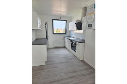 Urbaner Erstbezug - lichtdurchflutete 2 RW mit Einbauküche - Eisenach