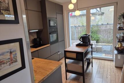 Zentrale 3-Zimmer-EG-Wohnung mit eigenem Garten & Stellplatz nahe - Lemgo