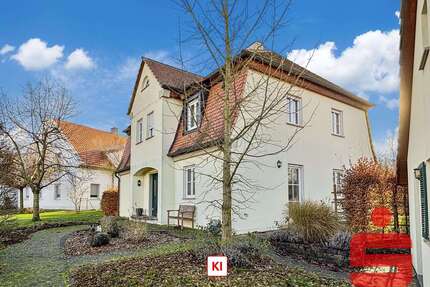 Haus zum Kaufen in Rödelsee 720.000,00 € 158.64 m²