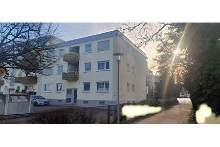 Exklusive 3-Zimmer-Wohnung mit Balkon und Garage in Karlsruhe-Daxlanden - stilvoll wohnen mit besonderem Charme!!!