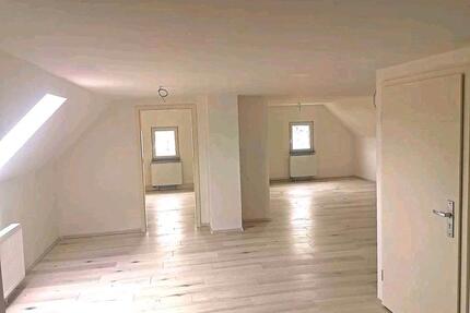 Wohnung zum vermieten - 750,00&nbsp;EUR Kaltmiete, ca.&nbsp; 93,00&nbsp;m&sup2; in Nattheim (PLZ: 89564)