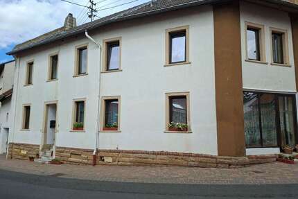Haus zum Kaufen in Sponheim 179.000,00 € 132 m²