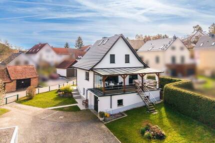 Leben in Wogau: hochwertiges Einfamilienhaus mit Terrasse und Garten - Jena