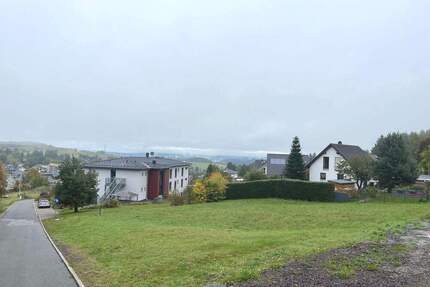 Baugrundstück in Oberweißbach - 35.000,00&nbsp;EUR Kaufpreis, ca.&nbsp; 0,00&nbsp;m&sup2; in Oberweißbach/Thüringer Wald (PLZ: 98744)