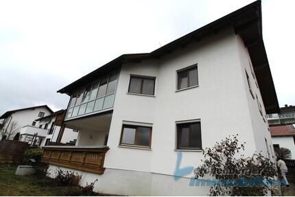 *** Großzügiges Einfamilienhaus mit Einliegerwohnung in Moosthenning***