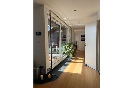 Helle 3-Zi.-DG-Wohnung mit Loggia | Nähe Wöhrder See & Innenstadt - Nürnberg Buchenbühl