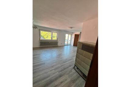 Helle 2 Zimmer Wohnung in Ebersbach zu vermieten - Ebersbach an der Fils