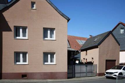 ***Erst die Arbeit, dann das Vergnügen...Bauernhaus in Beuerbach! - Hünstetten-Beuerbach