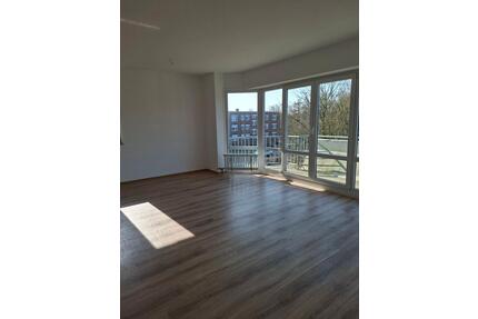4 Zimmerwohnung mit Balkon - 618,00&nbsp;EUR Kaltmiete, ca.&nbsp; 88,25&nbsp;m&sup2; in Emden (PLZ: 26721)