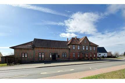 Sanierungsbedürftiges Mehrfamilienhaus mit Entwicklungspotenzial - Schloßvippach Dielsdorf