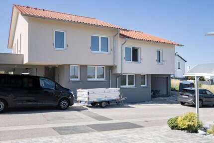 Haus zum Mieten in Oedheim 2.740,00 € 195.99 m²