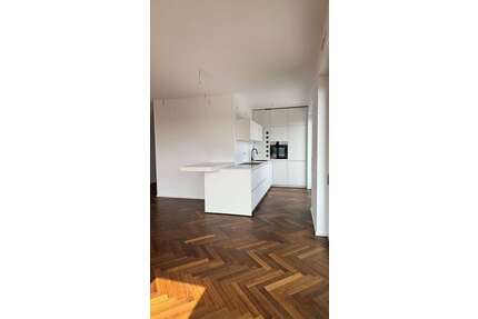 Wohnung zum Mieten in Düsseldorf 3.340,00 € 128.41 m²