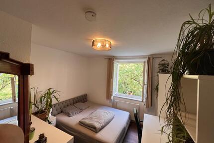 Kurzzeitmiete Wiesbaden: Möbiliert, 2 Zimmer mit Betten