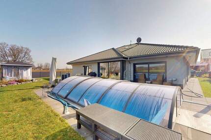 Barrierearmer Bungalow mit 7 Zimmern, KNX-System, Pool und hochwertigster Ausstattung - Hessen-Braunfels