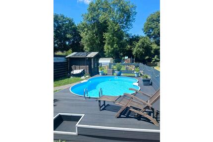 Autarke Doppelhaushälfte mit Wp,PV,2*BKW mit Speicher und Pool - Bottrop Batenbrock