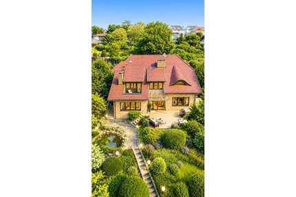 Haus zum Kaufen in Karben Klein-Karben 1.350.000,00 € 205.49 m² - Karben / Klein-Karben