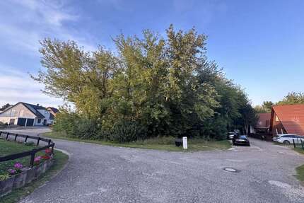 Grundstück zu verkaufen in Hohenmölsen 119.000,00 € 2167 m²