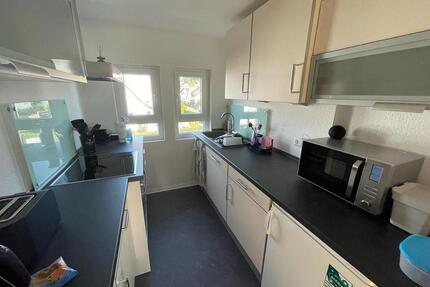 Helle DG-Whg mit Klimaanlage und EBK, Wohnung, Mietwohnung - Büdingen