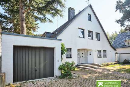 Haus zum Mieten in Düsseldorf 3.800,00 € 327 m²