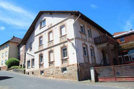 Haus zum Kaufen in Schlitz 130.000,00 € 158 m²