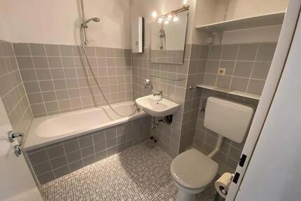 Exklusive, geräumige 1-Zimmer-Wohnung mit Balkon - Bremen