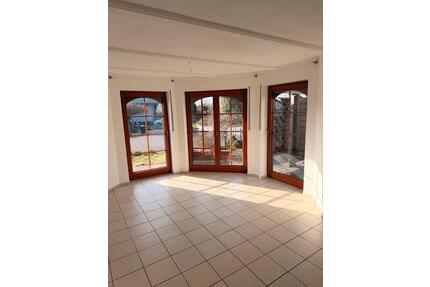 Helle 3-ZKB Wohnung (110 m²) mit Terrasse, Balkon & ruhiger Lage - Beckingen