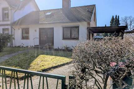 Gepflegtes Einfamilienhaus in Bestlage - direkt am Naturschutzgebiet - Hamburg Sasel