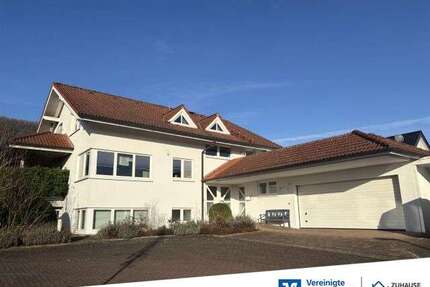 Haus zum Kaufen in Bad Driburg 460.000,00 € 213 m²