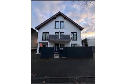 Neubau Einfamilienhaus in ruhiger Lage von Erkrath – 4 Ebenen