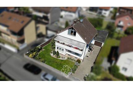 Grosszügiges Haus mit schönem Garten und zentraler Lage in Sennfeld!