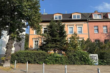 gut geschnittene 3 Raum DG-Wohnung Alt Friedrichsfelde 94 in Berlin