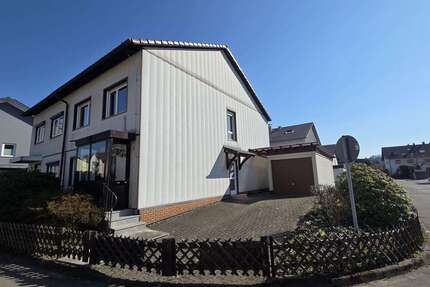 Haus zum Kaufen in Steinen 440.000,00 € 121.56 m²