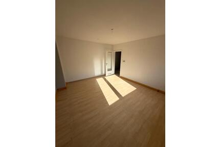 Gepflegte 2,5-Zimmerwohnung mit modernisiertem Bad - Lüdenscheid Staberg