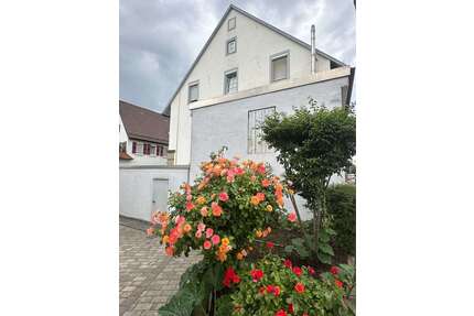 Haus zum Kaufen in Löchgau 880.000,00 € 551 m²