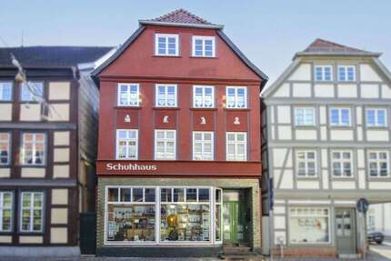 Haus zum Kaufen in Grabow 199.000,00 € 285.07 m²