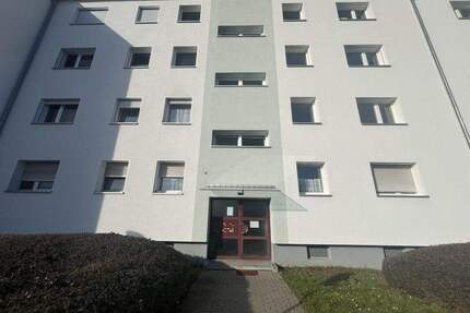 Charmante, helle 3-Zimmer-ETW mit Loggia in ruhiger Lage auf dem Heilsberg - Bad Vilbel