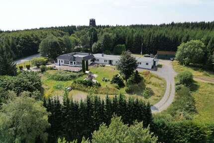 Haus zum Kaufen in Kirchhundem 595.000,00 € 120 m²