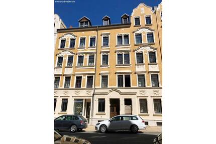 Helle 3-Raum-Wohnung mit Balkon im kernsanierten Gründerzeithaus im Lutherviertel - Chemnitz Bernsdorf