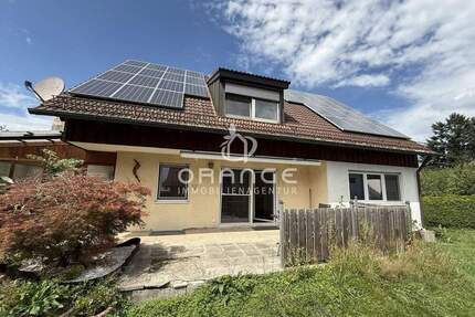 *** NEUER PREIS! Schönes Grundstück mit Baugenehmigung (4 RH) in guter Lage von Fahrenzhausen *** - Fahrenzhausen / Großnöbach Bergfeld