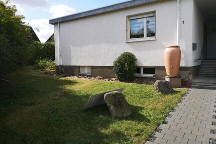 Bungalow ohne Maklerprovision - 249.000,00&nbsp;EUR Kaufpreis, ca.&nbsp; 1.143,00&nbsp;m&sup2; in Borken (Hessen) (PLZ: 34582)