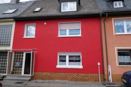 Haus zum vermiten - 870,00&nbsp;EUR Kaltmiete, ca.&nbsp; 111,00&nbsp;m&sup2; in Teuschnitz (PLZ: 96358)