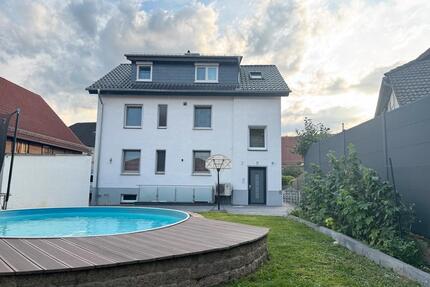 Mehrfamilienhaus - 450.000,00&nbsp;EUR Kaufpreis, ca.&nbsp; 221,00&nbsp;m&sup2; in Hameln (PLZ: 31789) Kernstadt