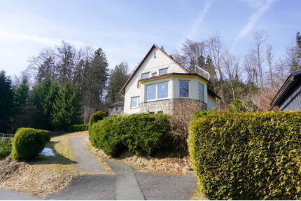 Fast wie Urlaub in den Bergen - Einfamilienhaus mit Wintergarten in Warmensteinach