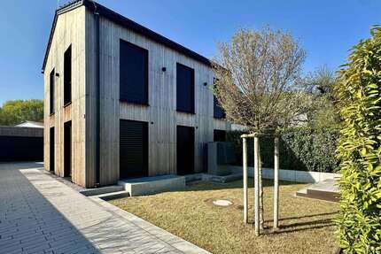 Haus zum Kaufen in Regensburg 1.690.000,00 € 208 m²