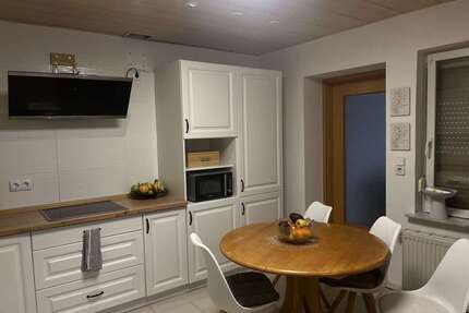 Haus zum Kaufen in Reichenbach im Vogtland 170.000,00 € 220 m²