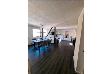 3,5 Zimmer-Wohnung mit 2 Bädern , ca 103m² , saniert - Gelsenkirchen