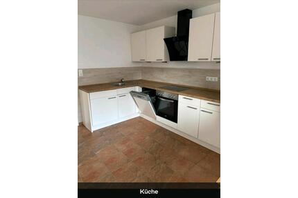 2 Zimmerwohnung in Raubling - 1.050,00&nbsp;EUR Kaltmiete, ca.&nbsp; 70,00&nbsp;m&sup2; in Raubling (PLZ: 83064)